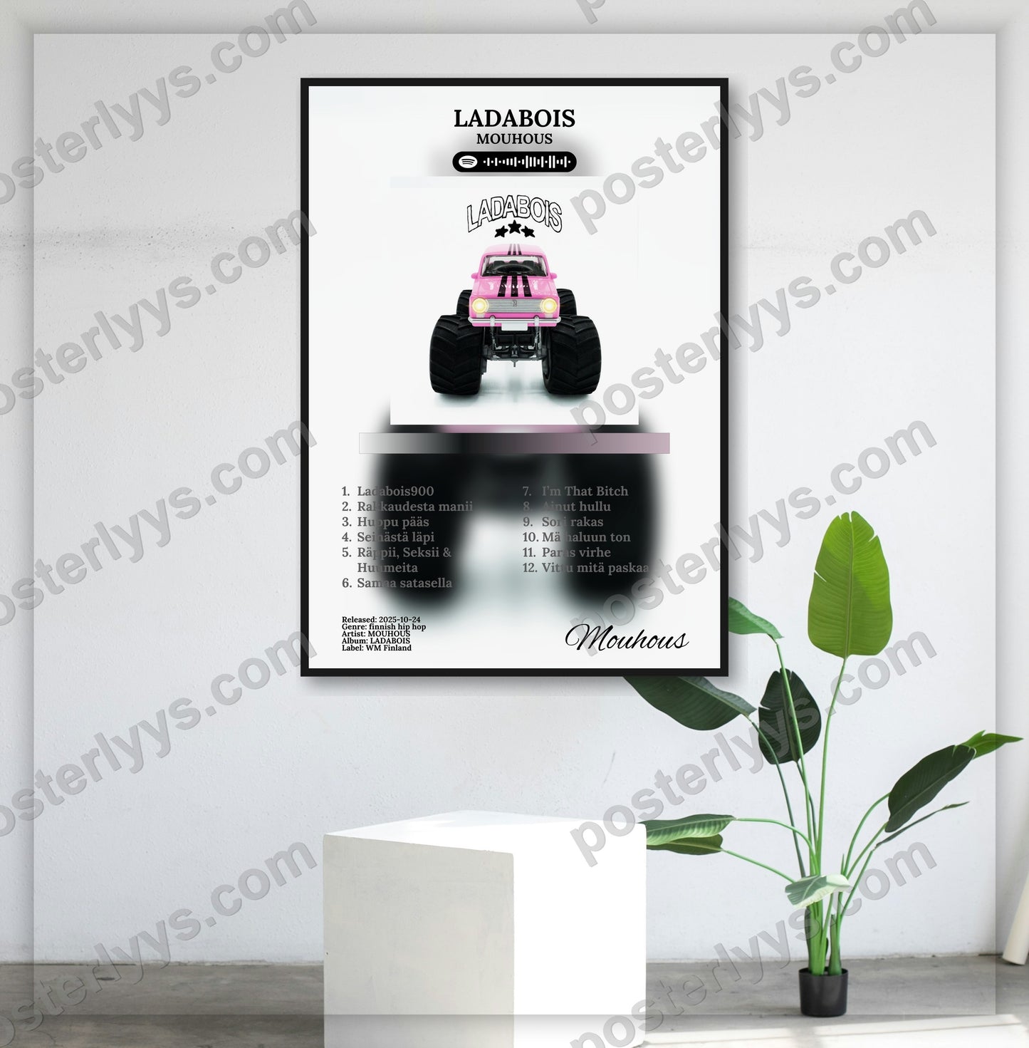 Ladabois - Wall Mockup