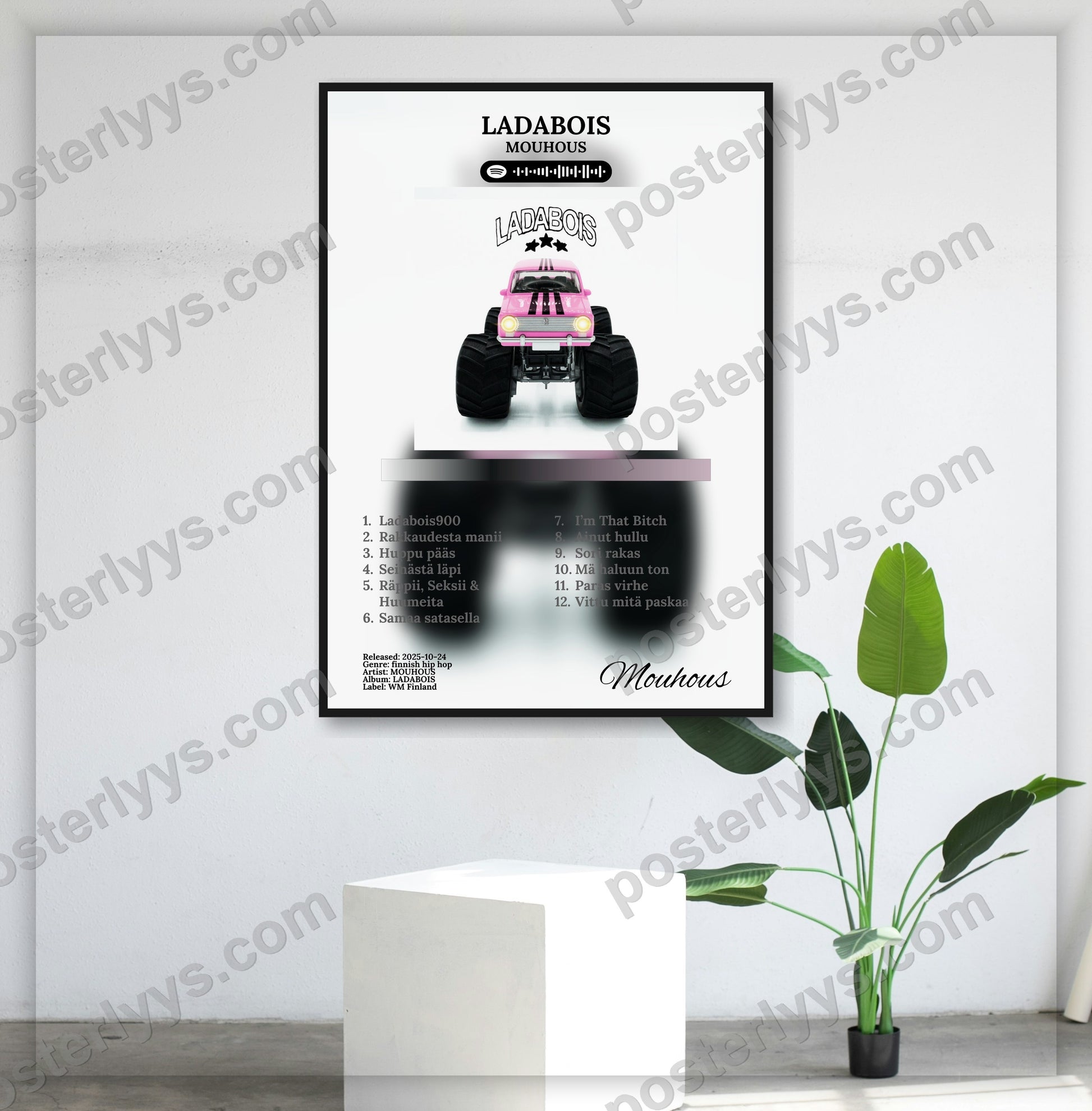 Ladabois - Wall Mockup